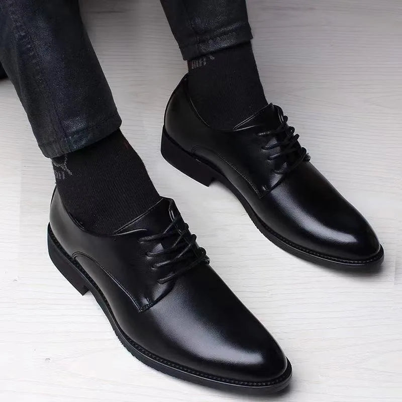 Sapato Masculino de Couro Casual e Formal - Estilo Britânico para Primavera e Outono, Ideal para Negócios e Traje Formal