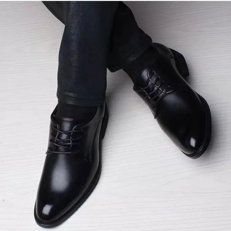 Sapato Masculino de Couro Casual e Formal - Estilo Britânico para Primavera e Outono, Ideal para Negócios e Traje Formal