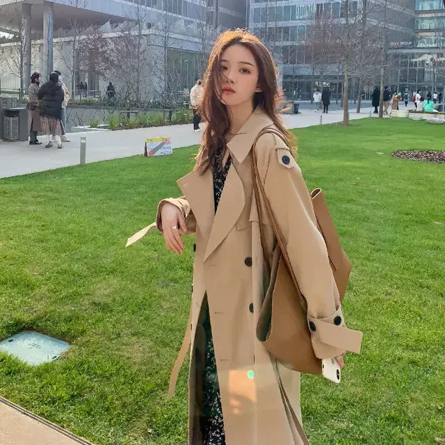 Trench Coat Despojado Streetwear - Elegância Coreana, Design Midi e Funcionalidade Windbreaker